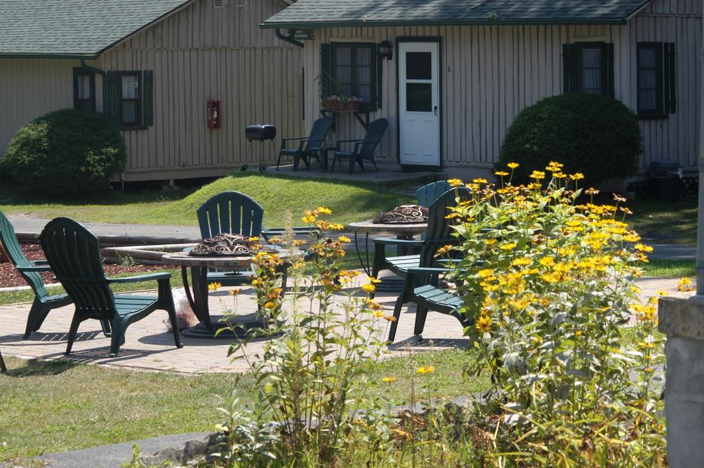 Lincoln Log Colony Hotel Lake George Eksteriør billede
