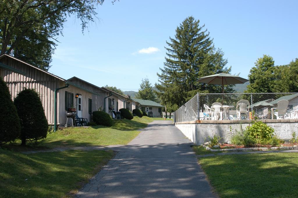 Lincoln Log Colony Hotel Lake George Eksteriør billede