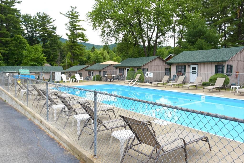 Lincoln Log Colony Hotel Lake George Eksteriør billede