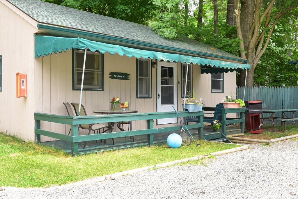Lincoln Log Colony Hotel Lake George Eksteriør billede