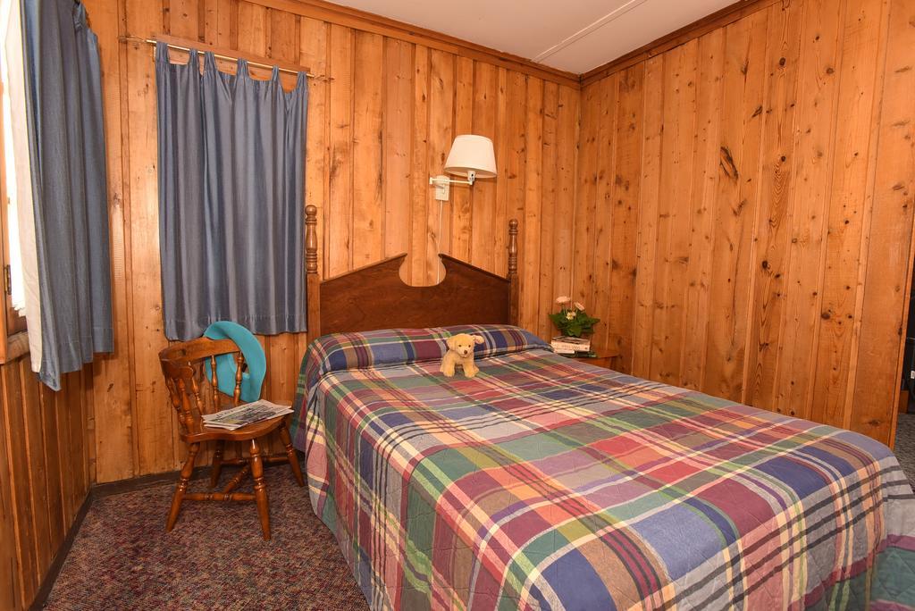 Lincoln Log Colony Hotel Lake George Eksteriør billede
