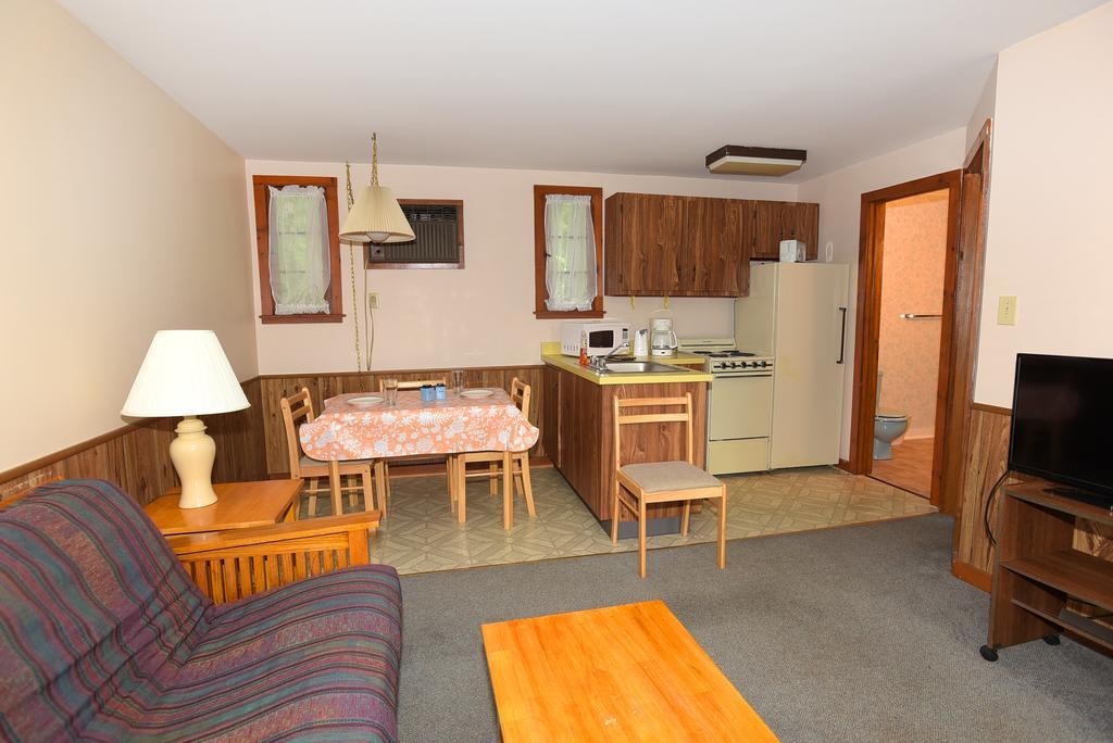 Lincoln Log Colony Hotel Lake George Eksteriør billede